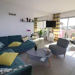 דירה Luxueux P3 Au Grau-Du-Roi Avec Terrasse Et Parking Prive - Fr-1-307-73